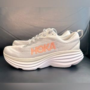 HOKA Bondi 8- NWOT